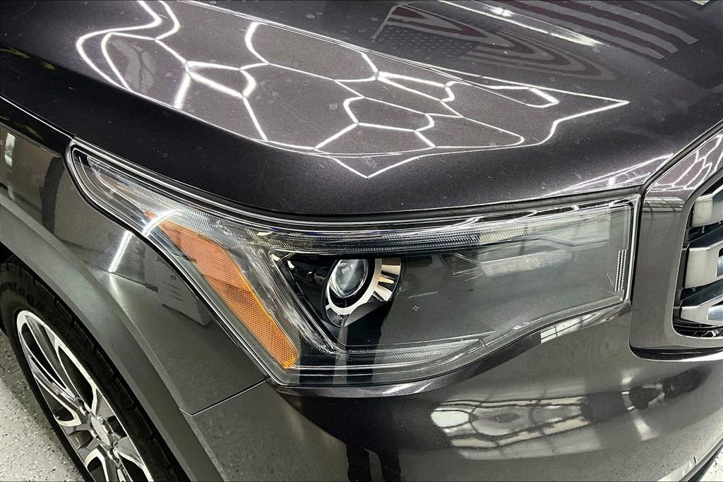 Used 2019 GMC Acadia SLT image 35