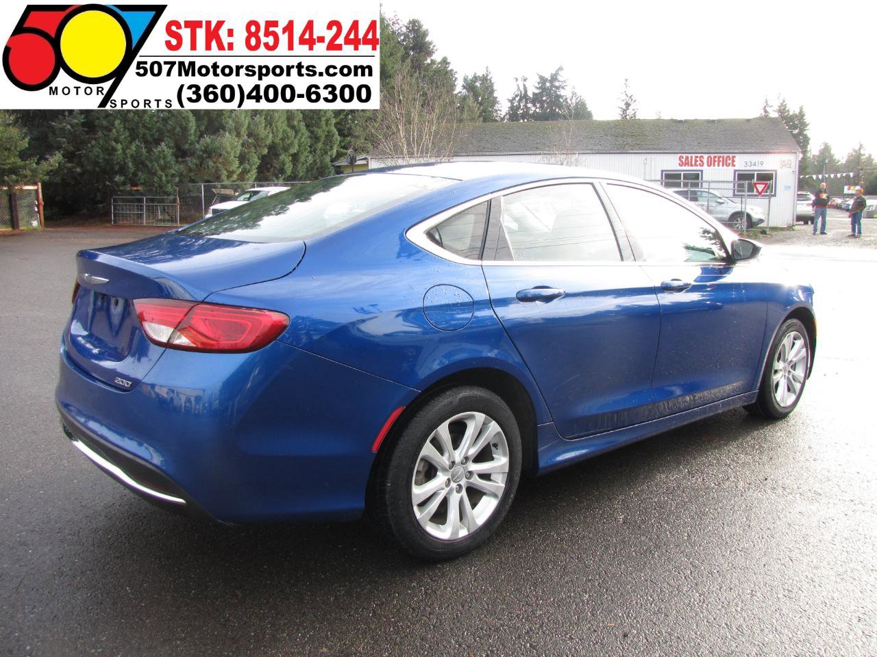Used 2016 Chrysler 200 Limited image 8