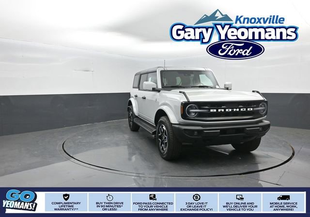 New 2026 Ford Bronco Outer Banks AWD/4WD image 1