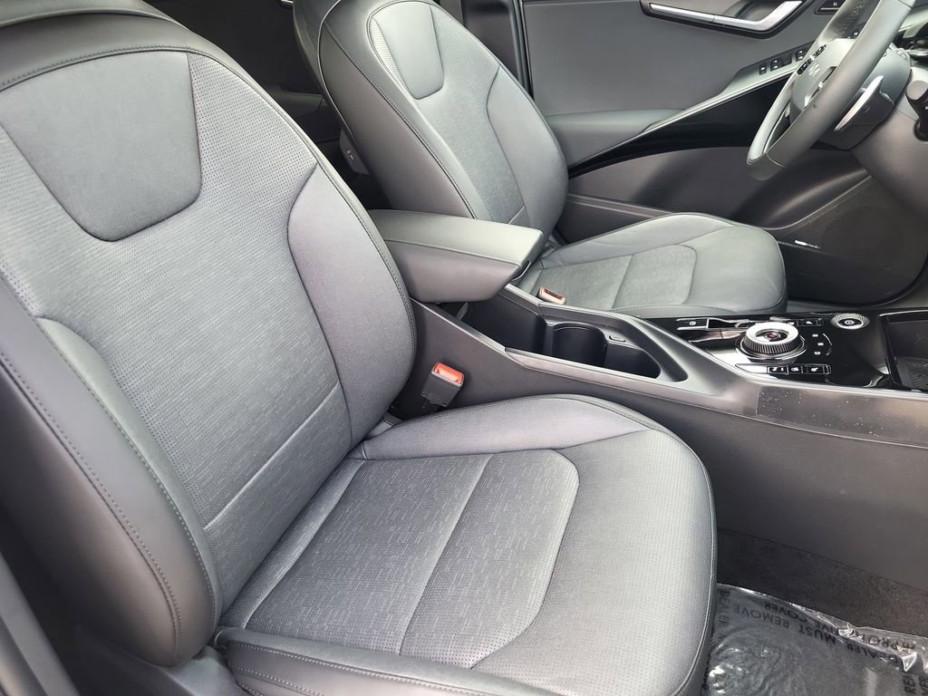 Certified 2023 Kia Niro Wave w/ Wave Preserve Package image 22