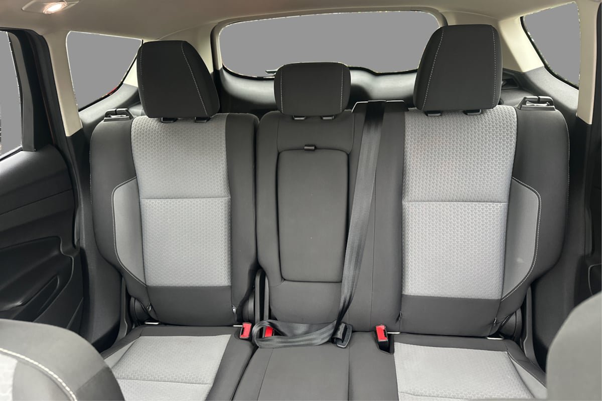 Used 2017 Ford Escape SE w/ Equipment Group 201A AWD/4WD image 30