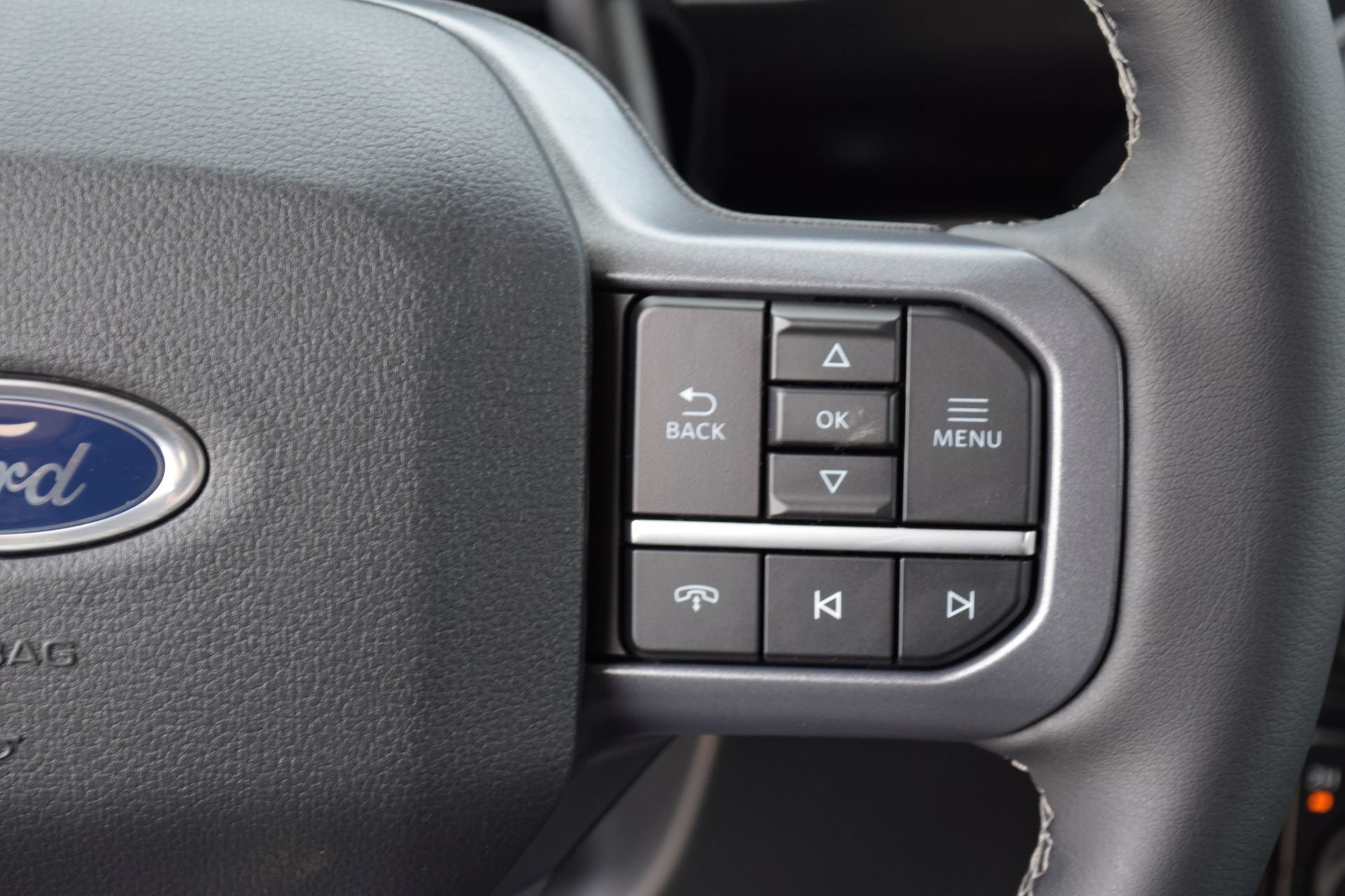 New 2026 Ford F350 Lariat w/ Lariat Premium Package AWD/4WD image 8