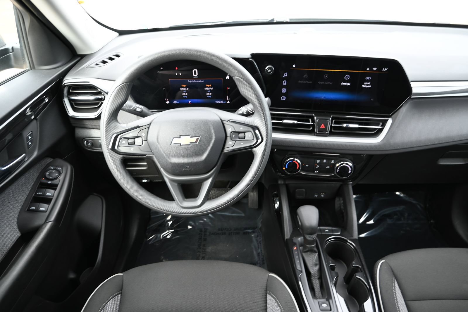 Used 2025 Chevrolet TrailBlazer LT image 19