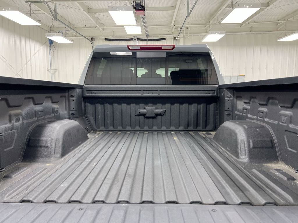 Used 2024 Chevrolet Silverado 1500 LT Trail Boss w/ Convenience Package II image 24