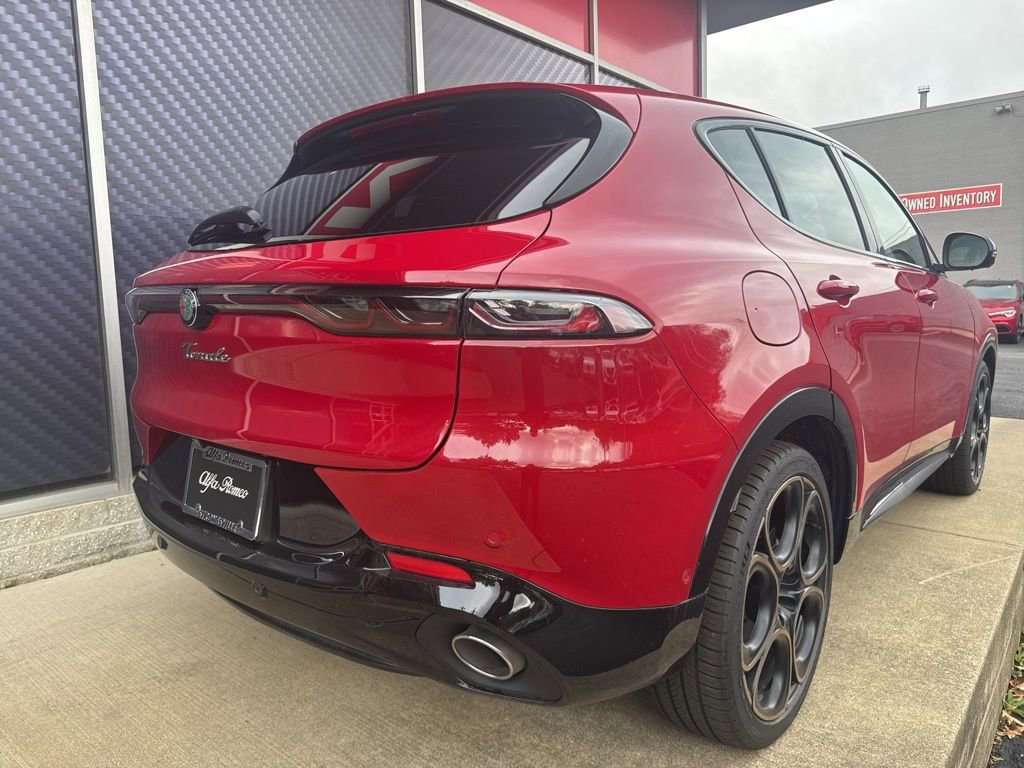 New 2025 Alfa Romeo Tonale AWD/4WD image 3