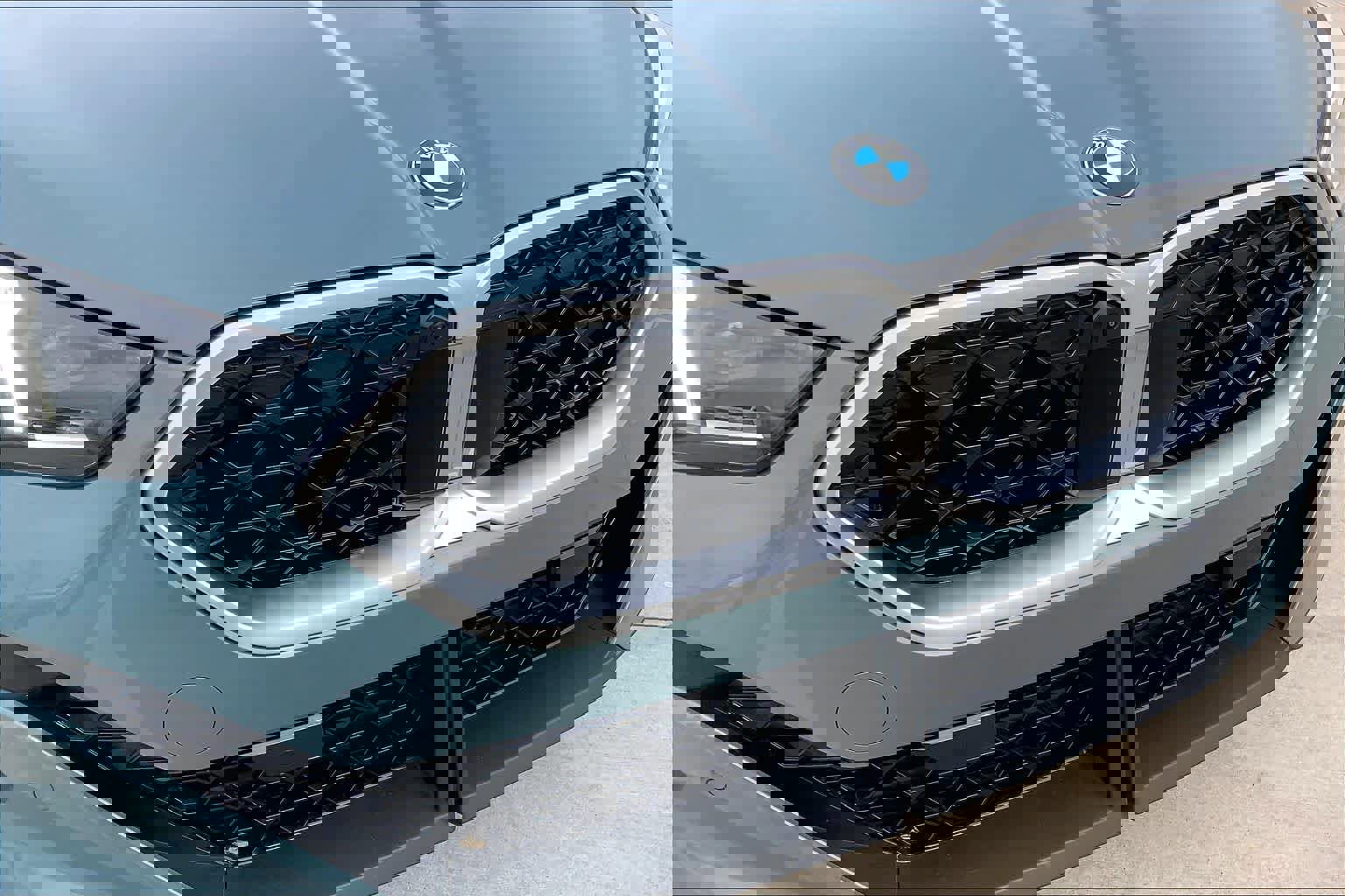 Certified 2025 BMW X2 xDrive28i w/ Technology Package image 29