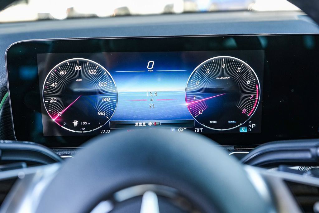 New 2026 Mercedes-Benz GLB 250 4MATIC image 23