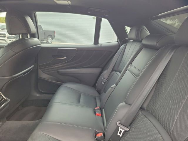 Used 2021 Lexus LS 500 AWD w/ Accessory Package (Z1) image 12