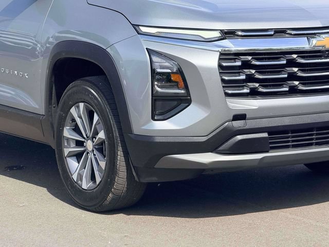 Used 2025 Chevrolet Equinox LT FWD image 9