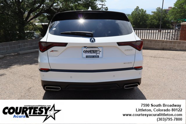 Used 2023 Acura MDX A-Spec AWD/4WD image 5