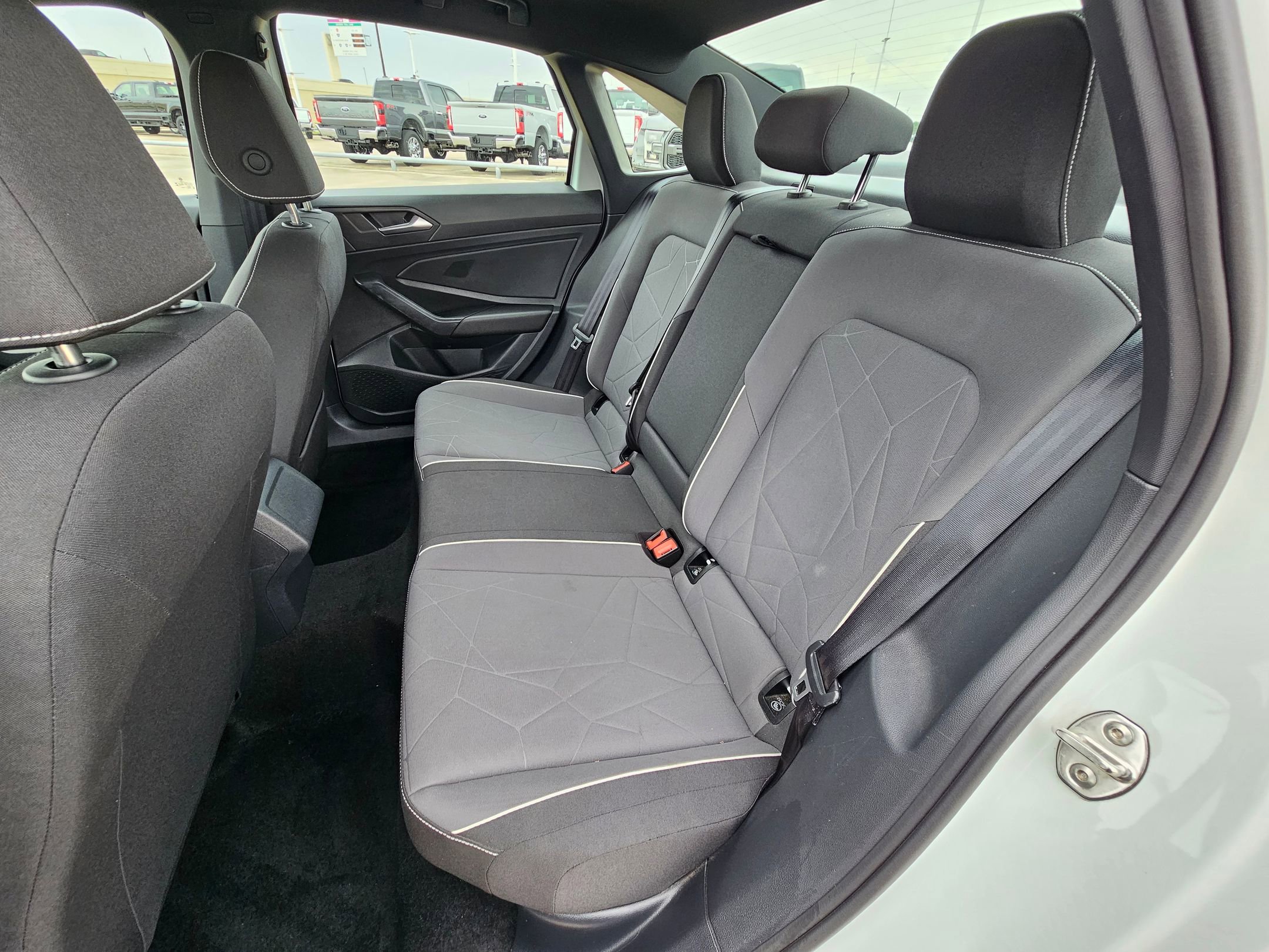 Used 2025 Volkswagen Jetta Sport image 23