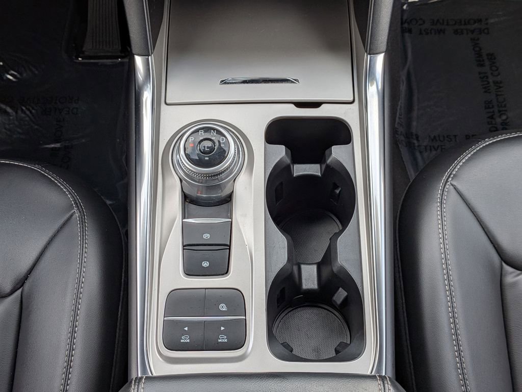 Certified 2022 Ford Explorer XLT w/ Equipment Group 202A image 20