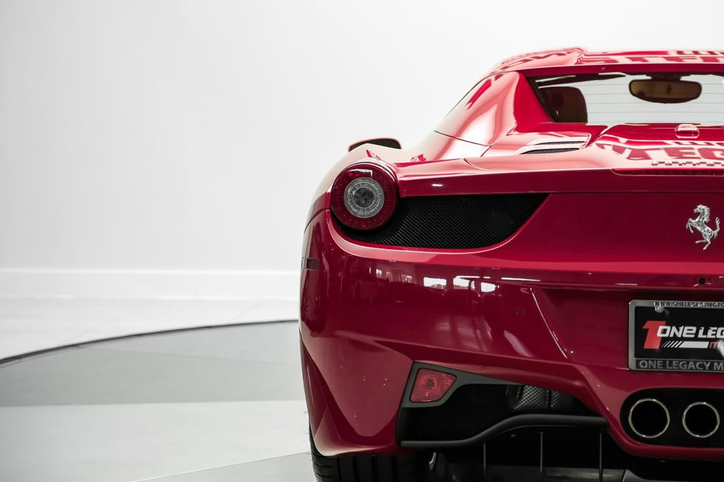 Used 2014 Ferrari 458 Spider RWD image 47