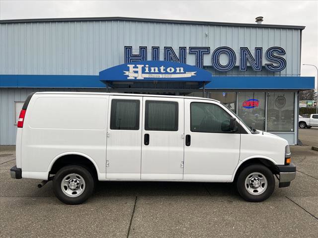 Used 2019 Chevrolet Express 2500 w/ Driver Convenience Package RWD image 2