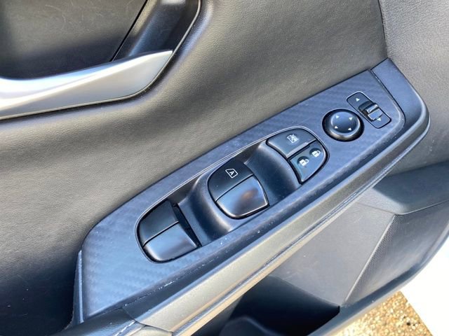 Used 2024 Nissan Sentra SV image 17