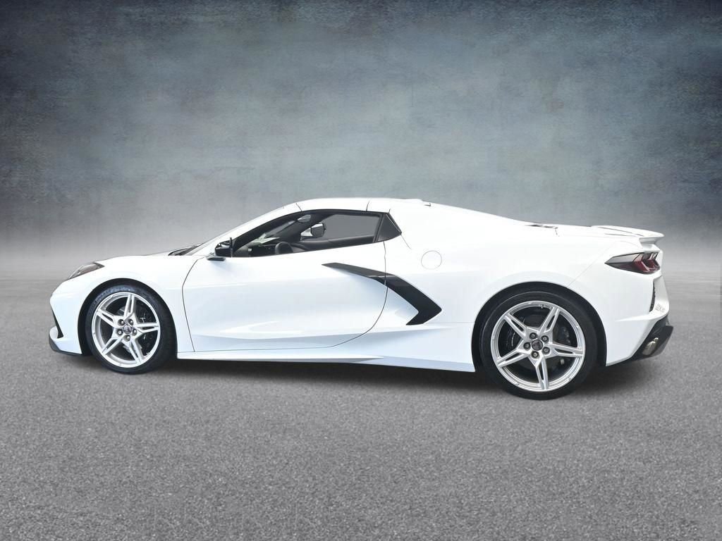 Used 2024 Chevrolet Corvette Stingray Convertible w/ 1LT RWD image 3