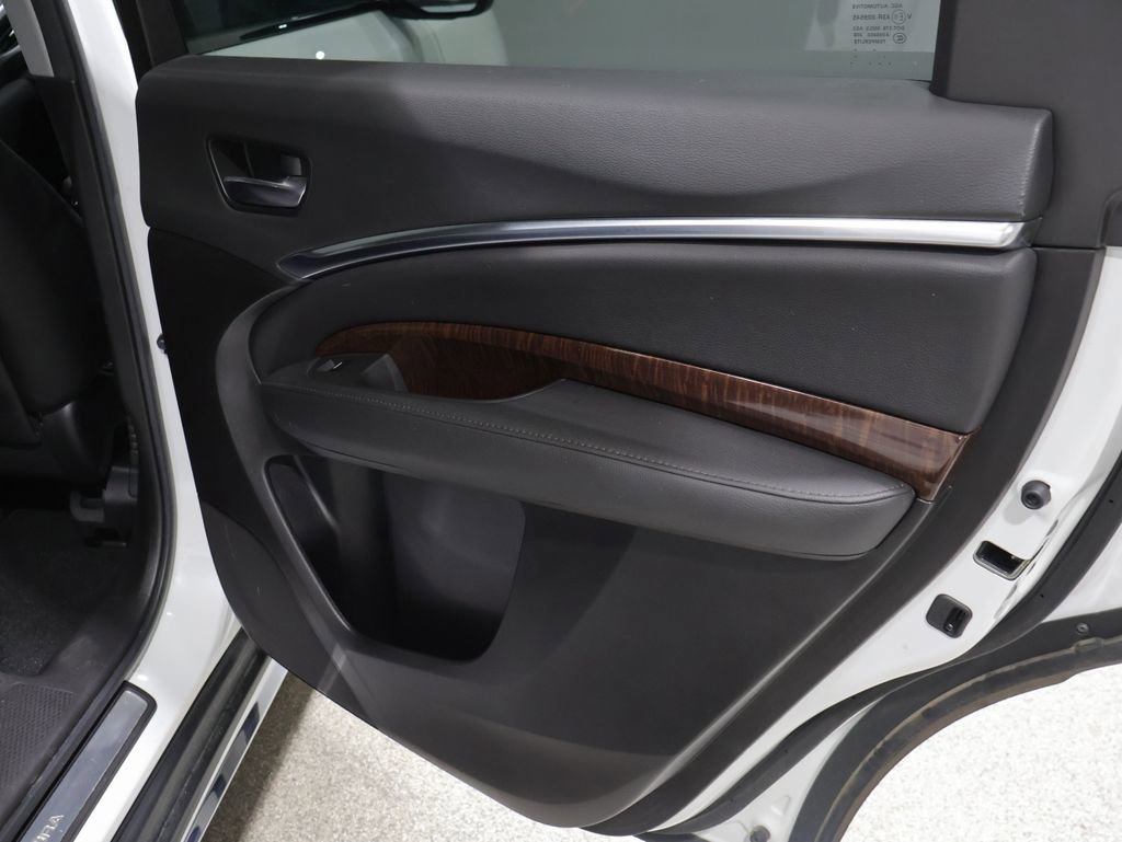 Used 2020 Acura MDX SH-AWD image 26