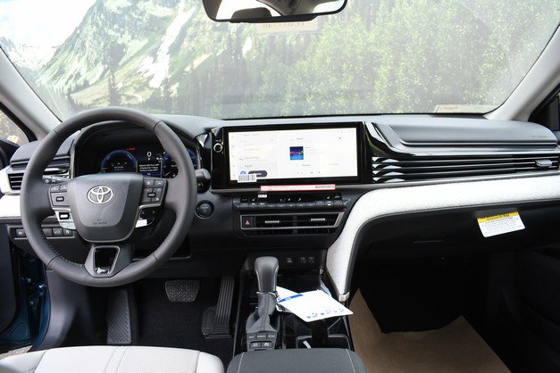 New 2026 Toyota Camry XLE AWD/4WD image 9