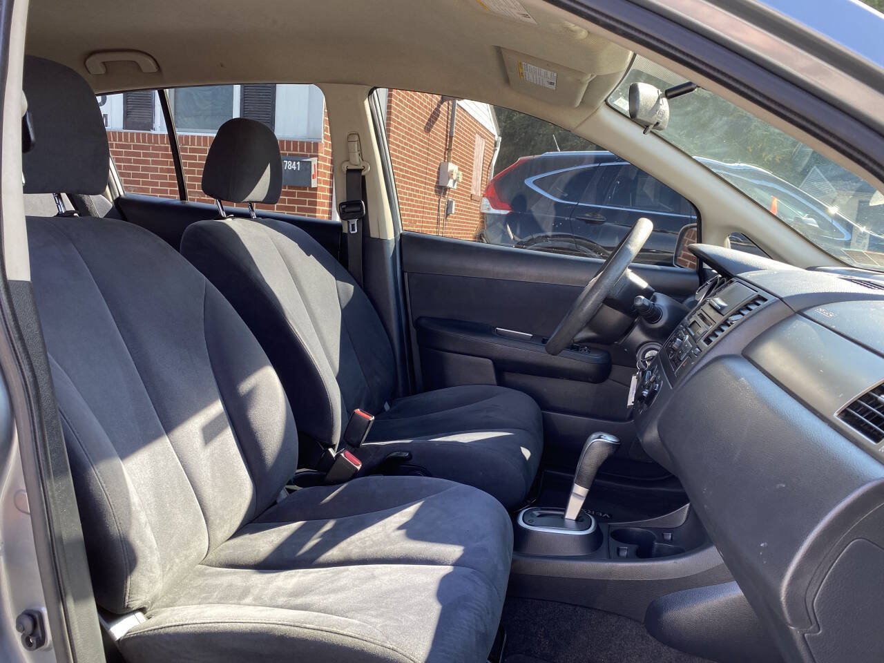 Used 2009 Nissan Versa 1.8 S w/ PWR Pkg FWD image 17
