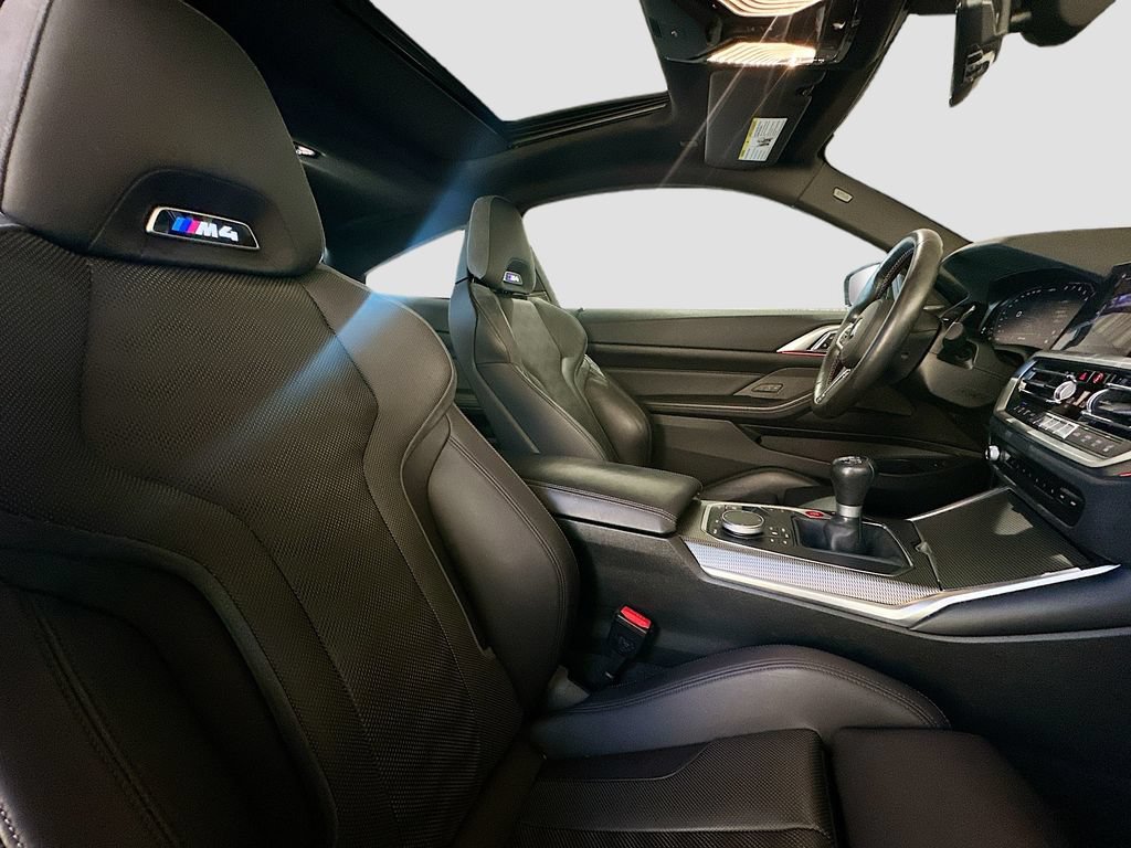 Used 2022 BMW M4 Coupe w/ Executive Package RWD image 29