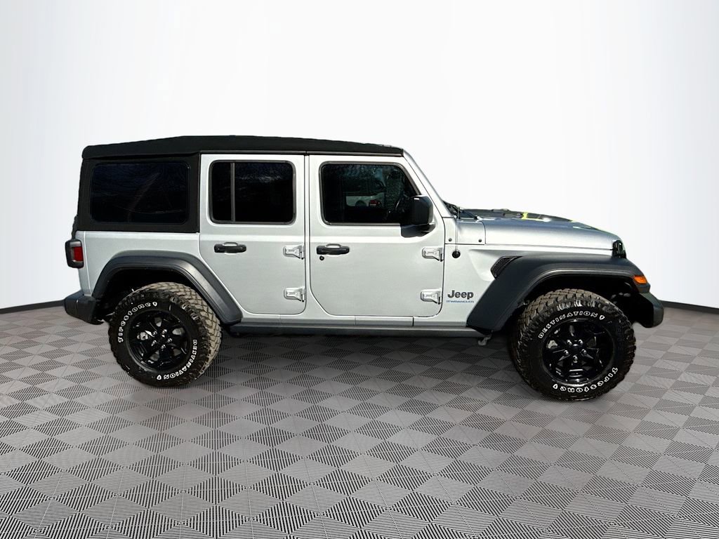 Used 2023 Jeep Wrangler Unlimited w/ Cold Weather Group image 5