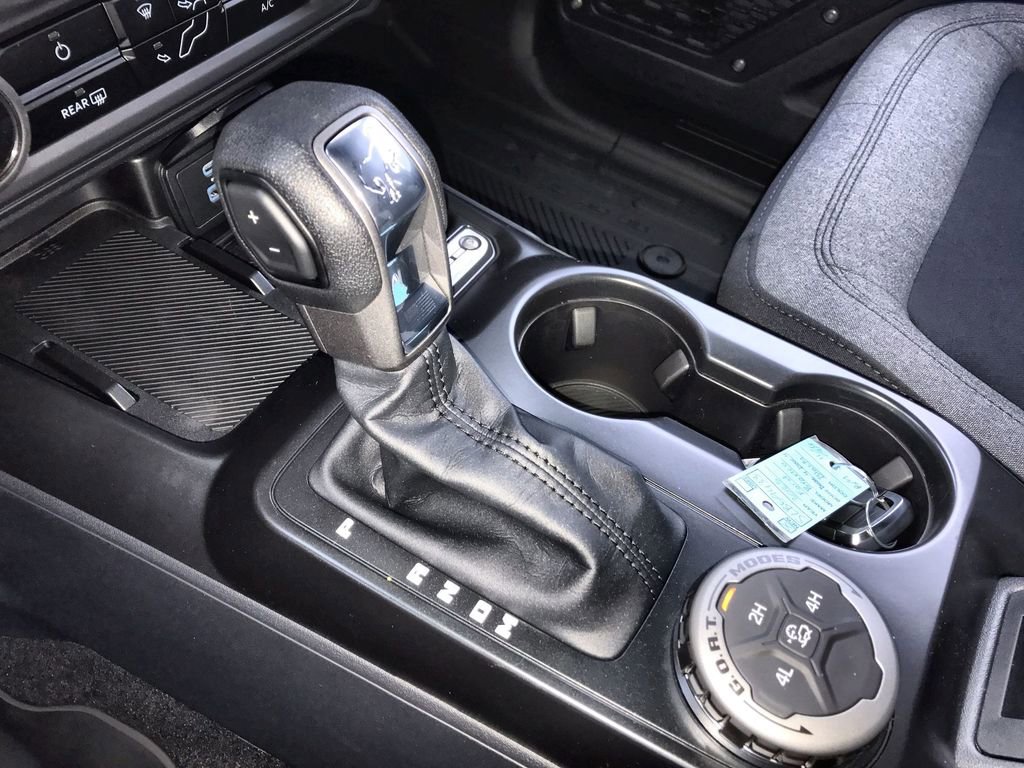 New 2025 Ford Bronco 4-Door image 19