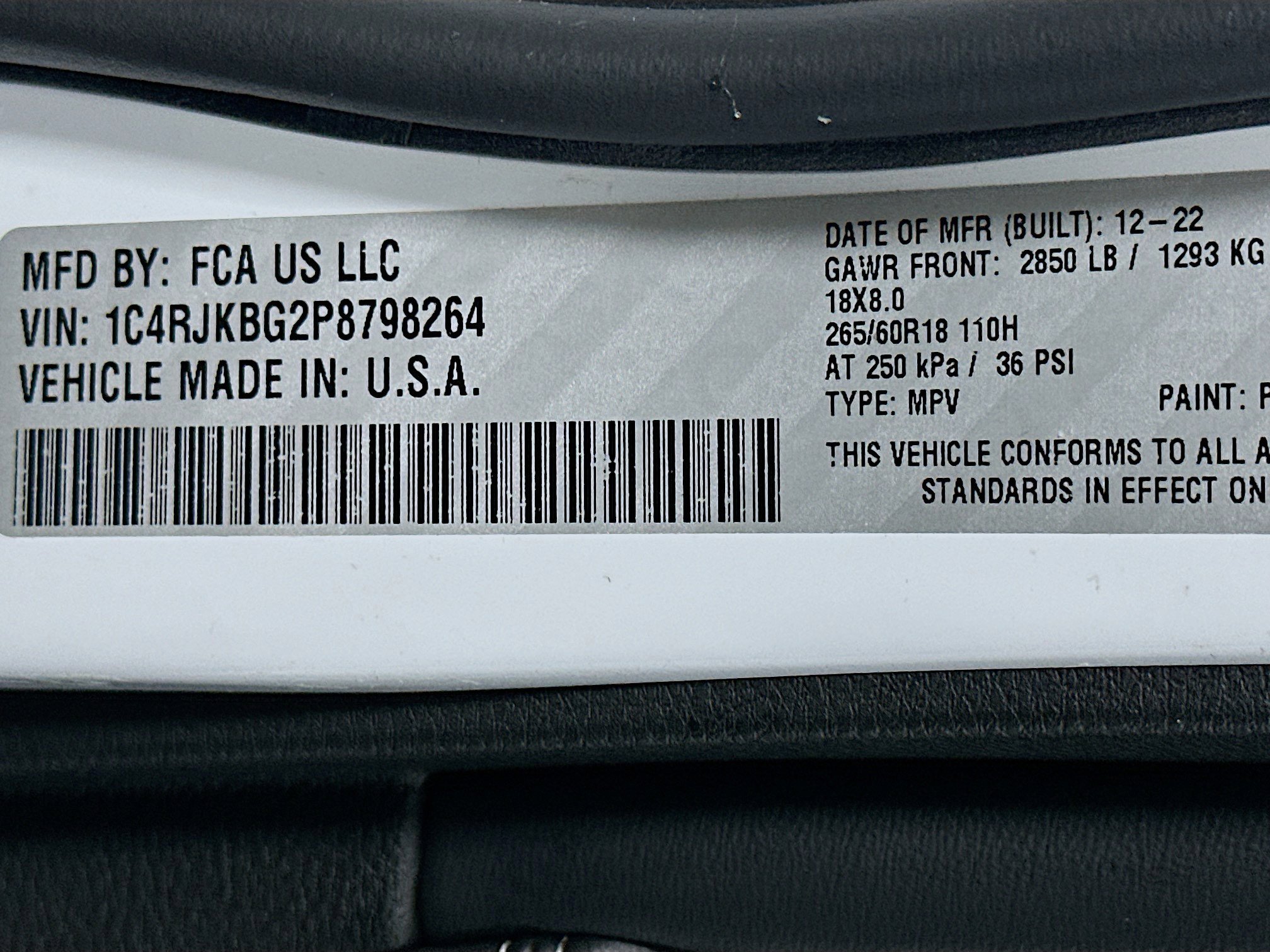 Used 2023 Jeep Grand Cherokee L Limited AWD/4WD image 12