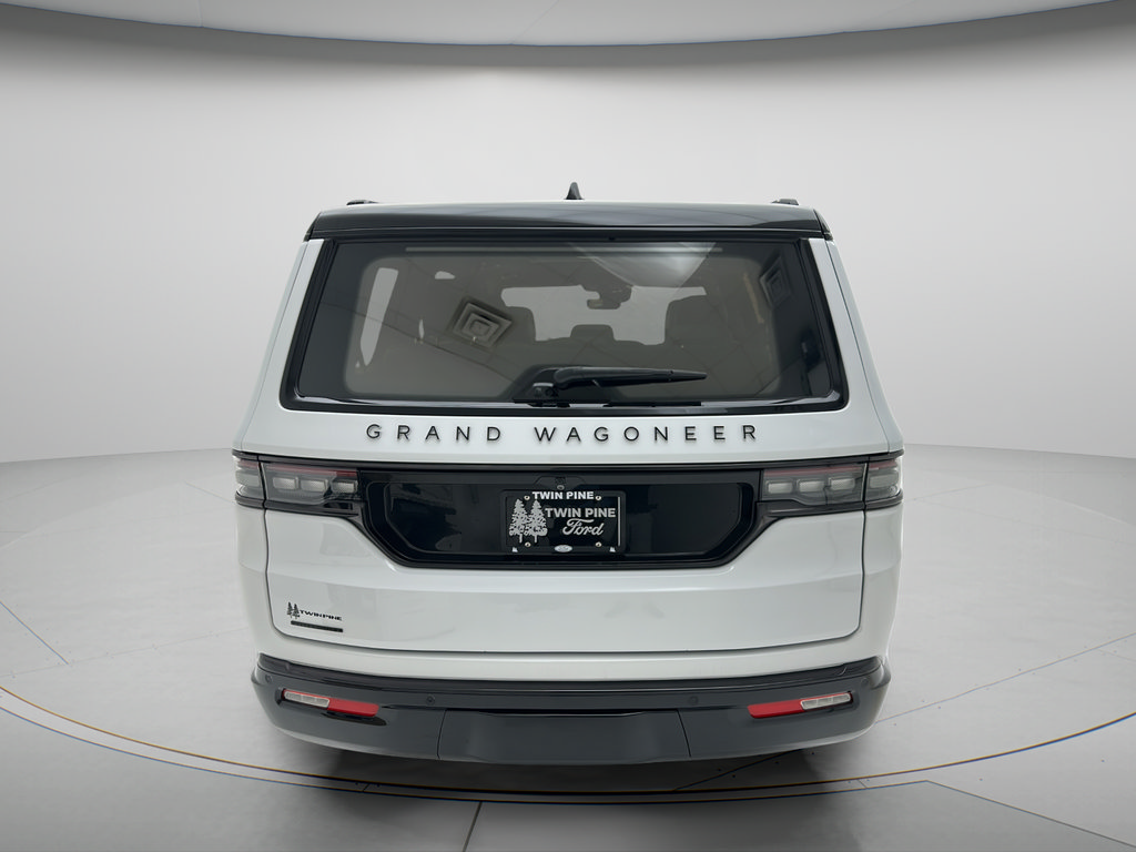 Used 2023 Jeep Grand Wagoneer Series II AWD/4WD image 6