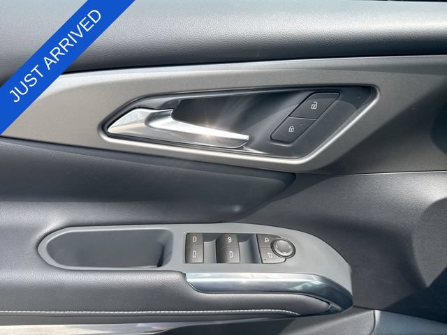 New 2026 Chevrolet Traverse LT w/ Driver Confidence Package FWD image 13