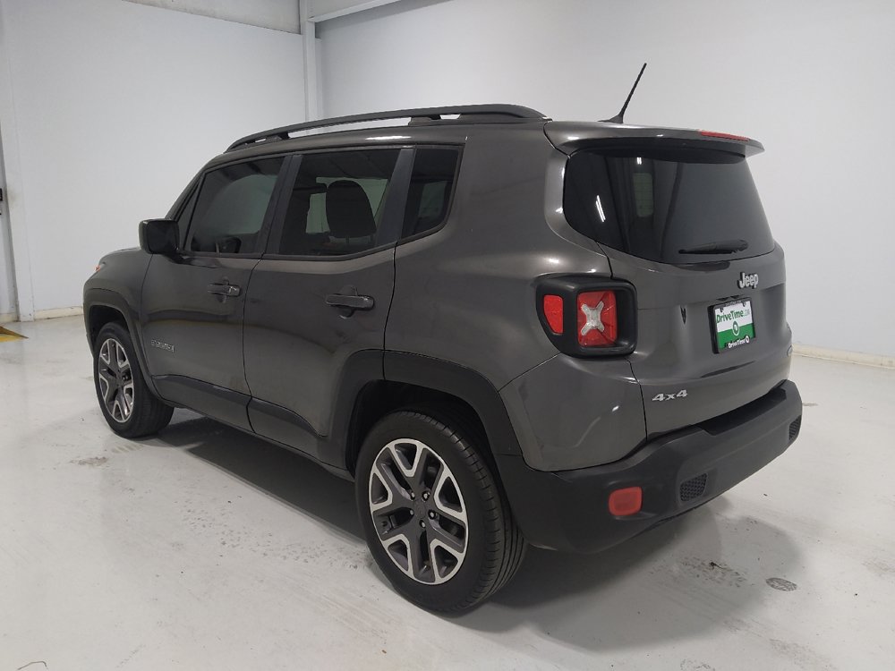 Used 2016 Jeep Renegade Latitude w/ Cold Weather Group AWD/4WD image 5