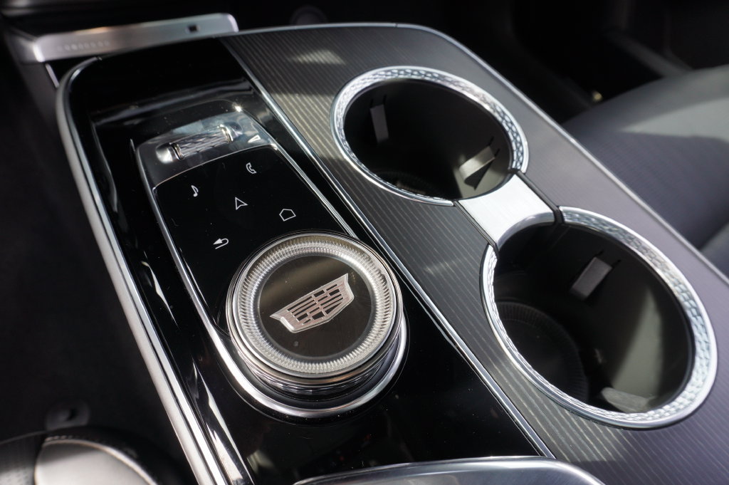 Used 2024 Cadillac Lyriq Sport RWD image 18