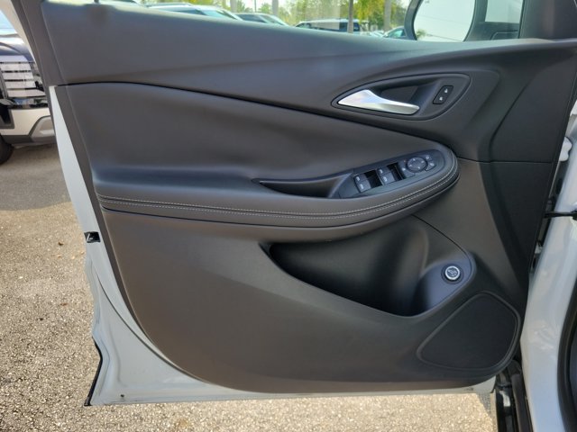 Used 2024 Buick Encore GX Sport Touring w/ Comfort Package FWD image 12