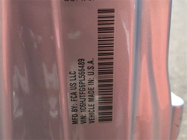 Used 2023 Jeep Gladiator Overland image 27