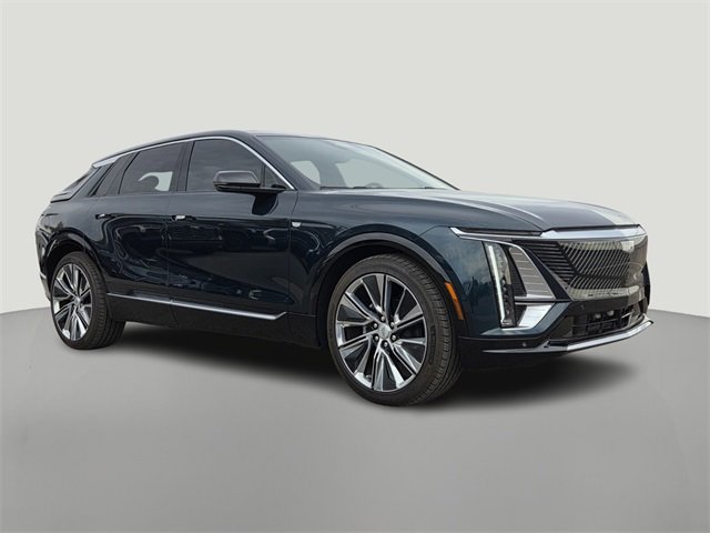 New 2025 Cadillac Lyriq Luxury image 7