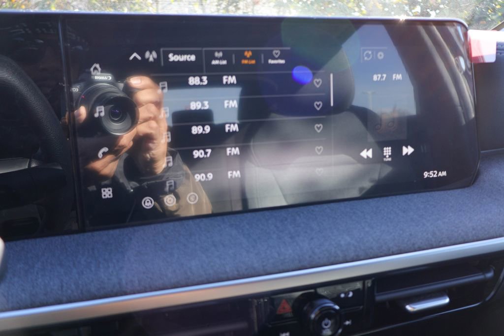 New 2026 Nissan Kicks SV image 5