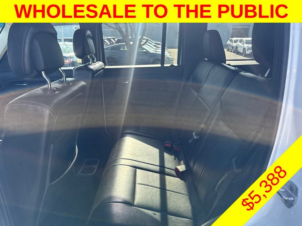 Used 2012 Jeep Liberty Sport AWD/4WD image 11