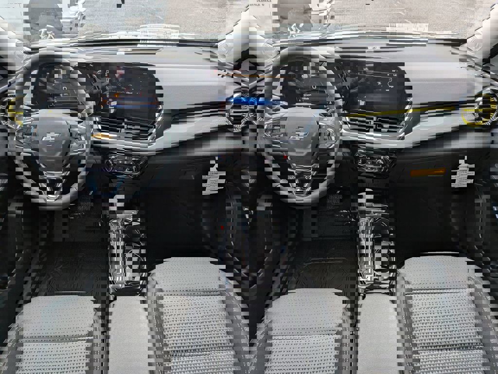 New 2026 Chevrolet Trax LT w/ Sunroof Package image 29