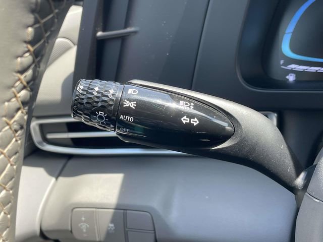 Certified 2025 Hyundai Elantra Sport image 21