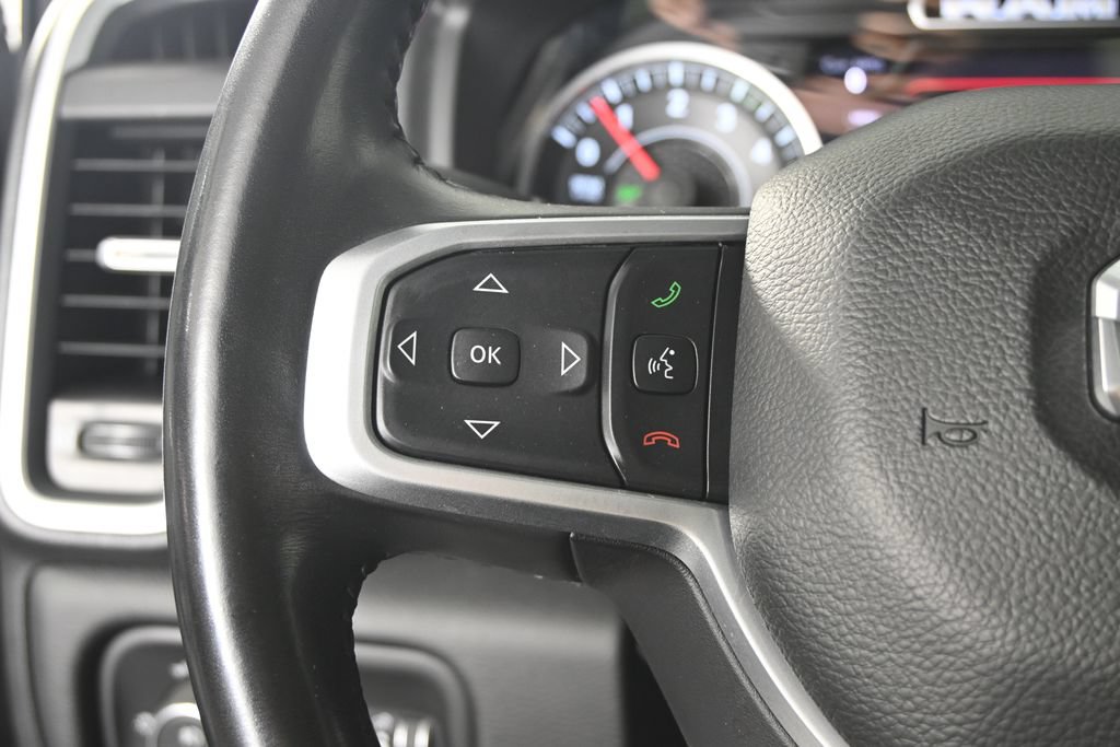 Used 2022 RAM 1500 Big Horn AWD/4WD image 36