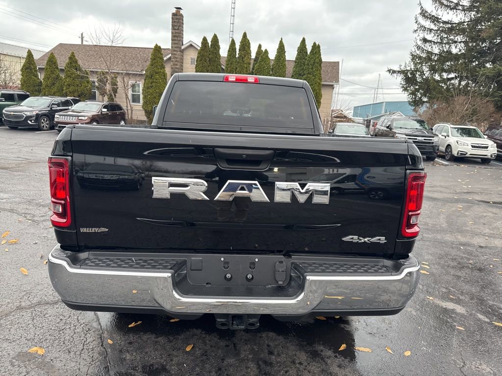 Used 2025 RAM 2500 Tradesman w/ Chrome Appearance Group image 12