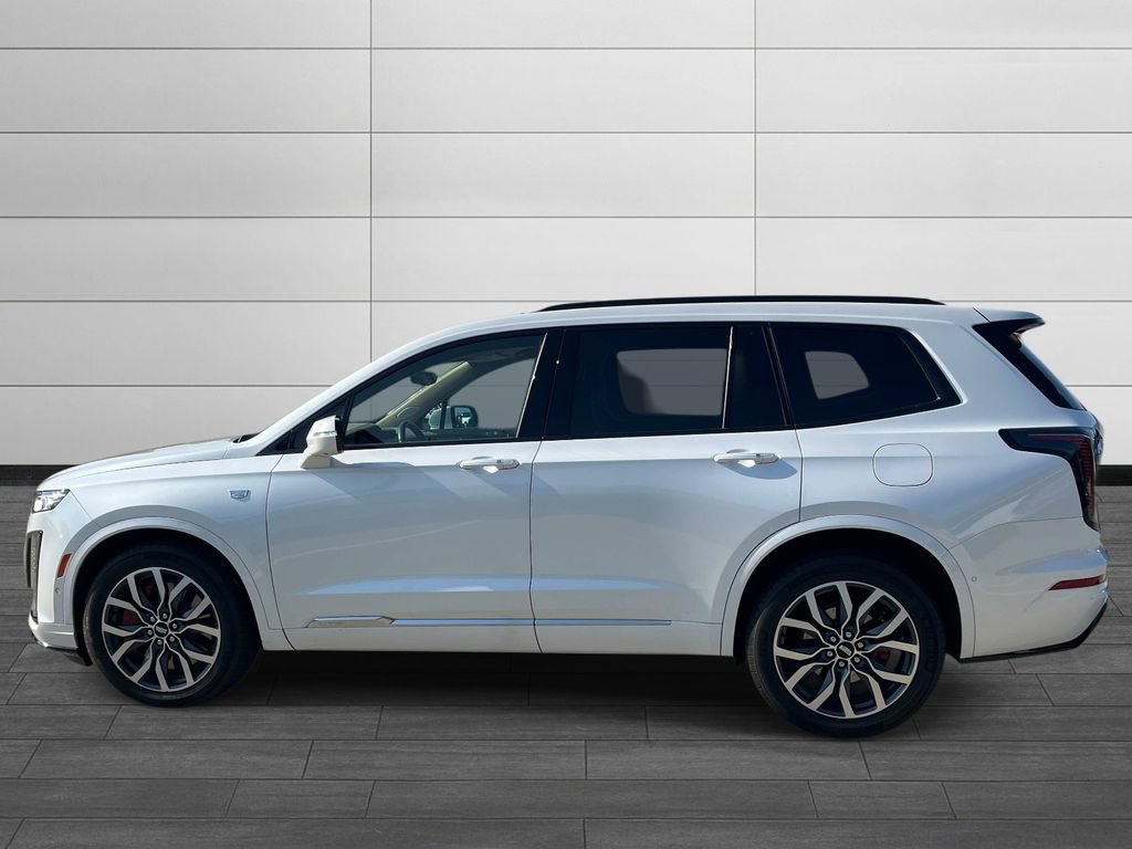 Certified 2024 Cadillac XT6 Sport w/ Platinum Package AWD/4WD image 2