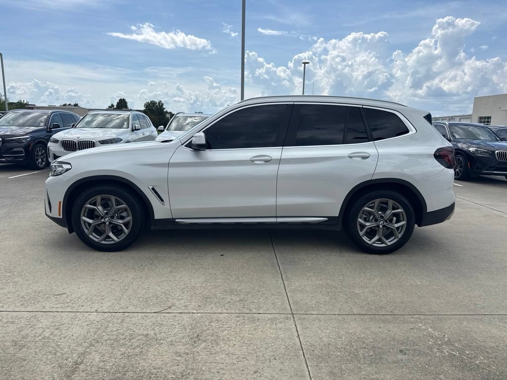 Used 2022 BMW X3 sDrive30i RWD image 2
