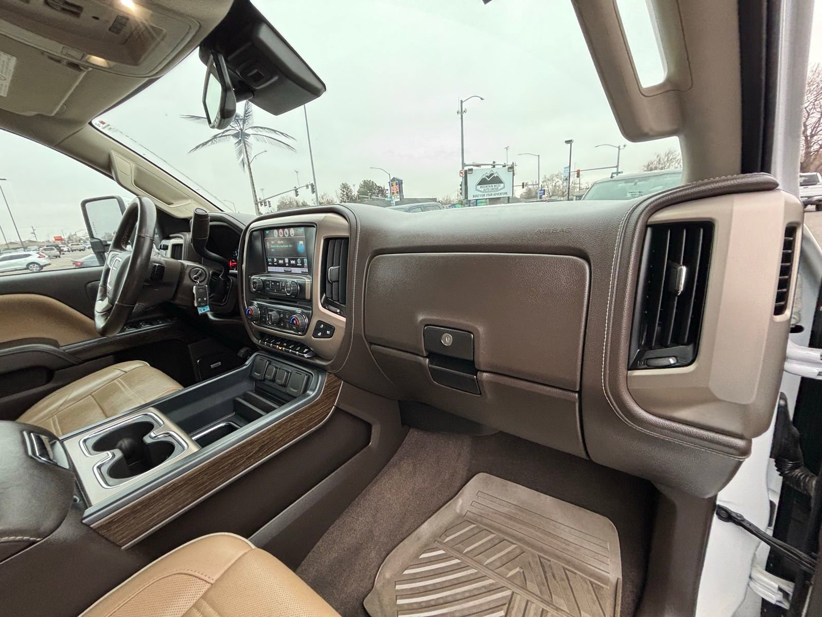 Used 2018 GMC Sierra 3500 Denali image 23