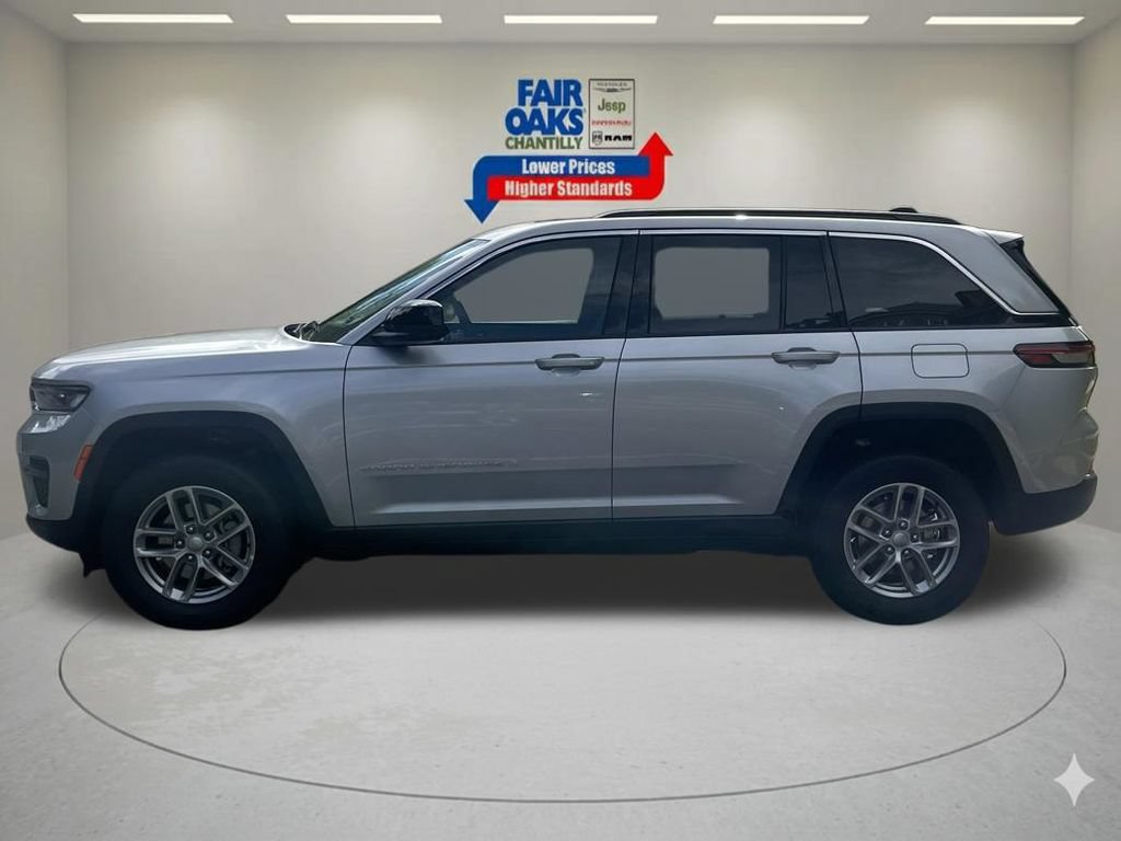 New 2026 Jeep Grand Cherokee Laredo X AWD/4WD image 8