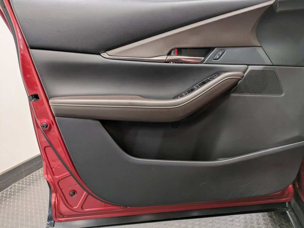 Certified 2023 MAZDA CX-30 AWD 2.5 S w/ Premium Package image 10