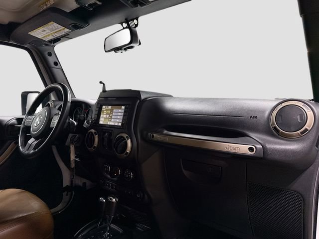 Used 2017 Jeep Wrangler Unlimited Sahara image 29