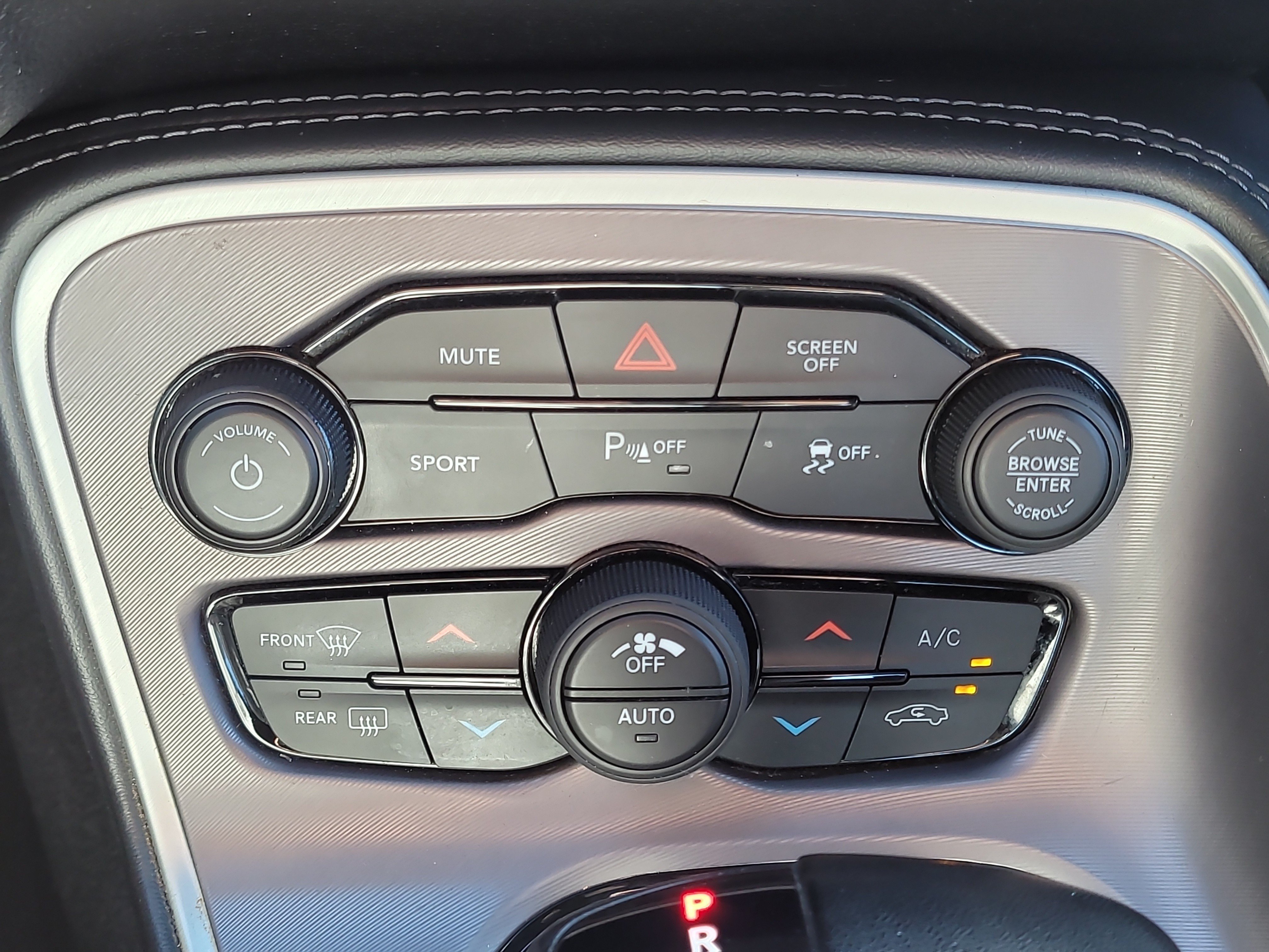 Used 2022 Dodge Challenger GT RWD image 21