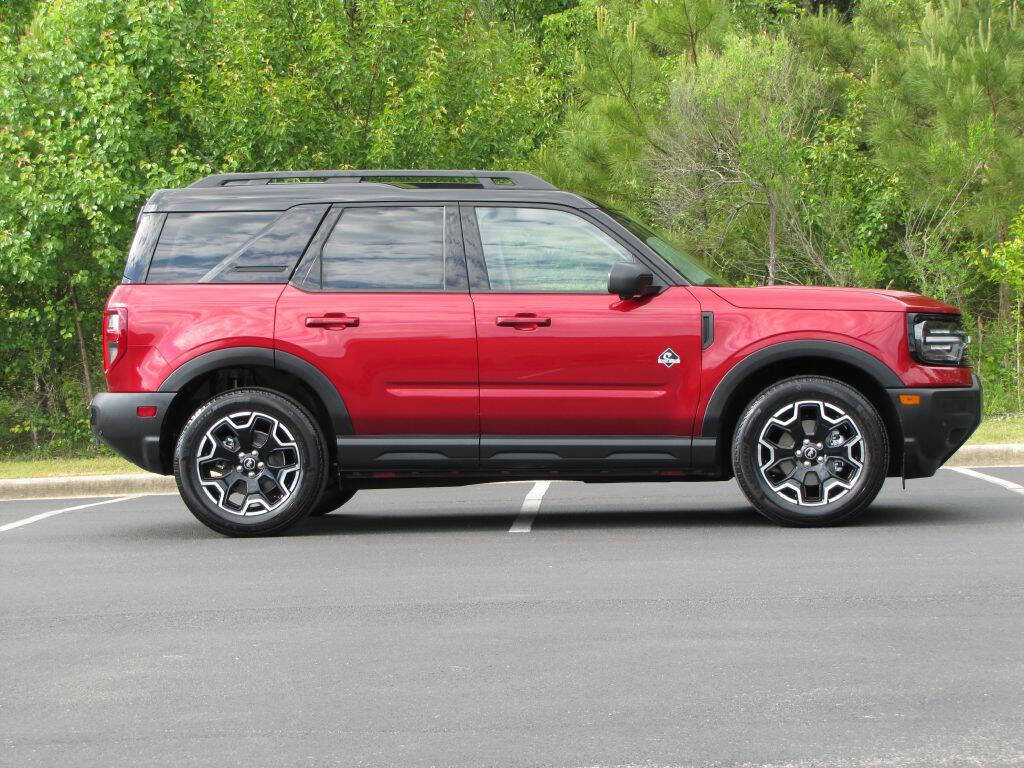 Used 2025 Ford Bronco Sport Outer Banks w/ Outer Banks Tech Package+ AWD/4WD image 4