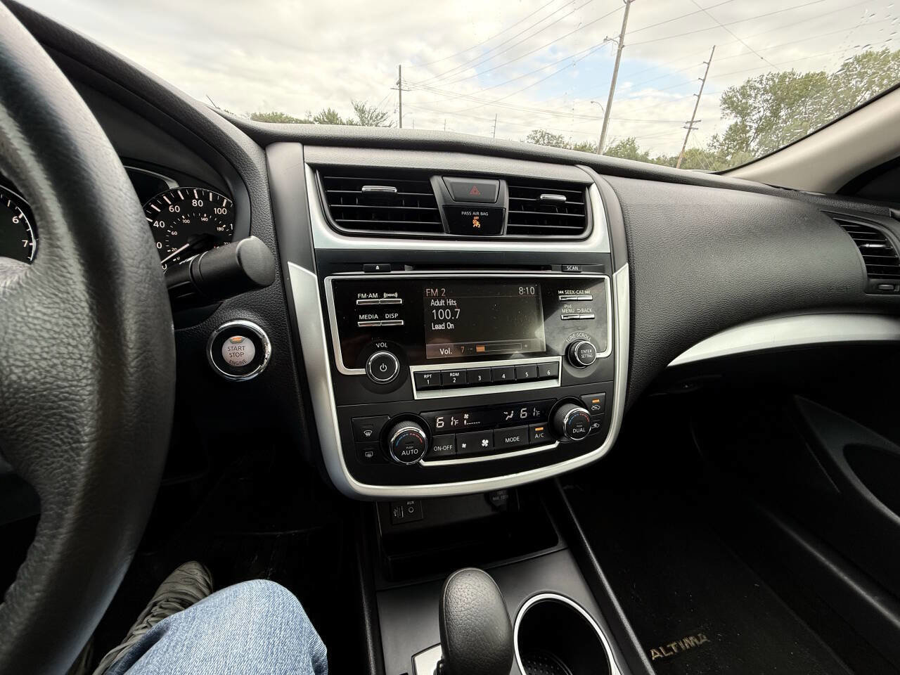 Used 2017 Nissan Altima 2.5 SV image 24