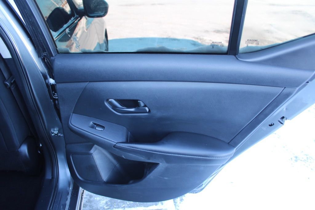 Used 2025 Nissan Sentra SV image 23